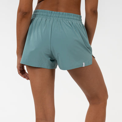 Sunrise Active Short | Solid - Bullfrog Green