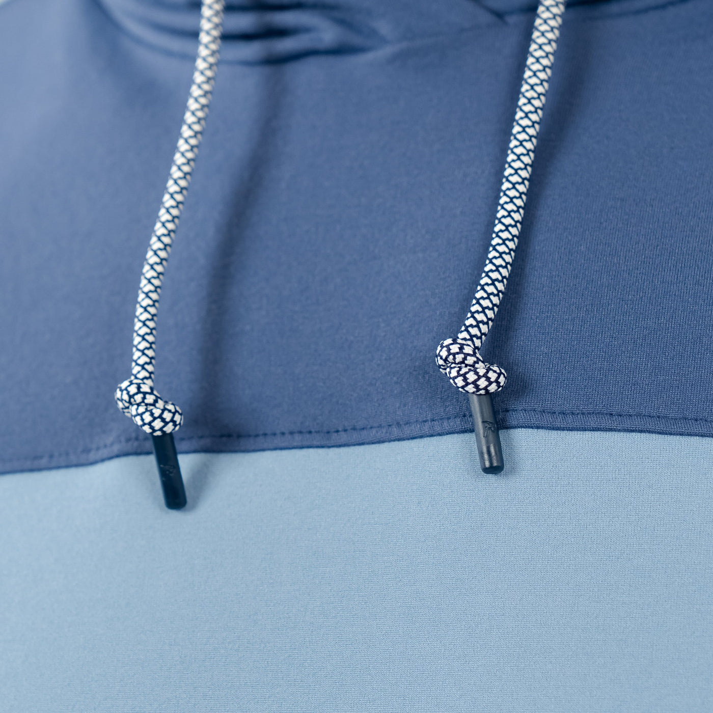 Hesi Performance Hoodie | Colorblock - Slate Blue/Ice Pick Blue