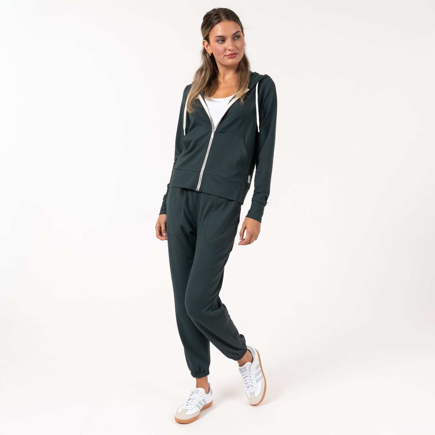 Tempo Ease Jogger | Solid - Ponderosa Green